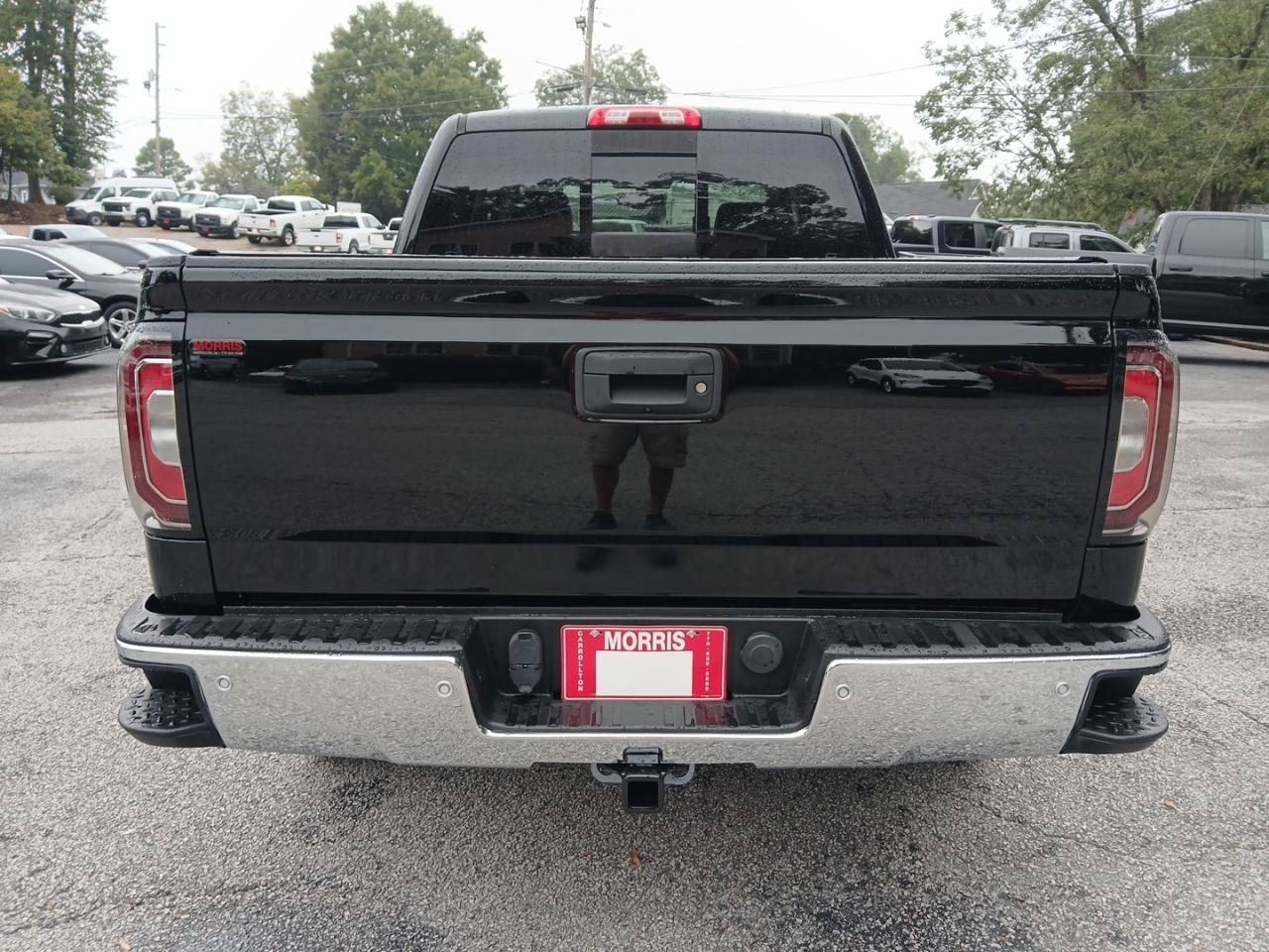 Used 2018 GMC Sierra 1500 SLT w/ SLT Premium Package AWD/4WD image 7