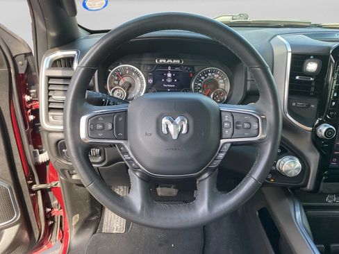 Used 2025 RAM 1500 Laramie AWD/4WD image 18