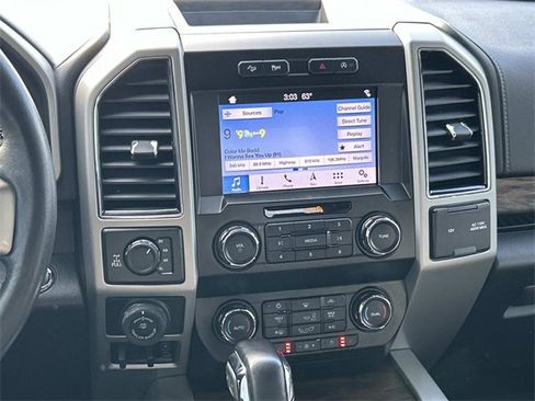 Certified 2019 Ford F150 Lariat w/ Equipment Group 501A Mid image 15