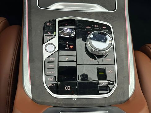 Certified 2024 BMW X5 xDrive50e w/ Executive Package image 15