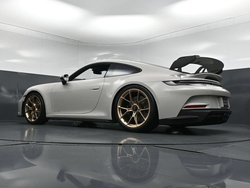 Certified 2022 Porsche 911 GT3 RWD image 25