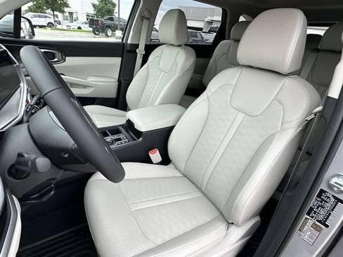 New 2025 Kia Sorento S w/ Panoramic Sunroof Package image 14