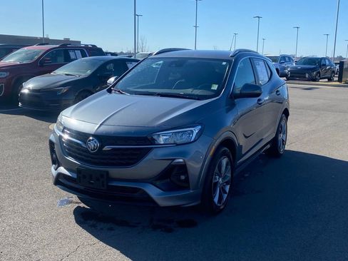 Used 2022 Buick Encore GX Select w/ Sport Touring Package image 3