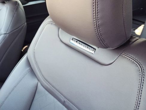 New 2026 Ford Explorer Platinum image 15