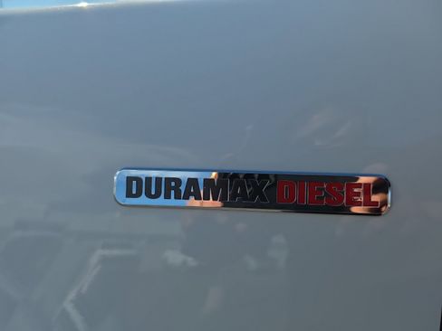 Used 2021 Chevrolet Colorado Z71 w/ Safety Package image 19