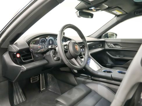 New 2026 Porsche Taycan image 4