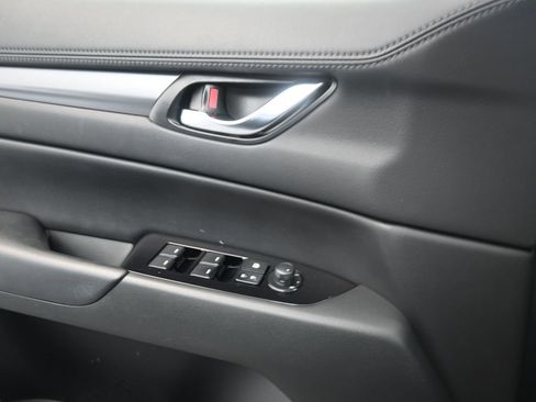 Used 2019 MAZDA CX-5 Touring image 14