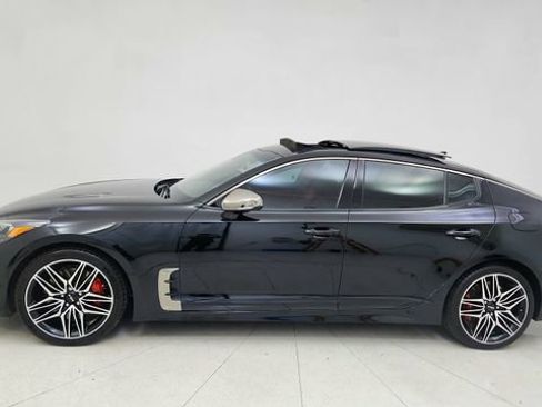 Used 2022 Kia Stinger GT1 w/ Red Interior Color Package image 10