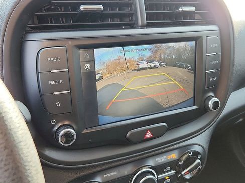 Used 2023 Kia Soul LX w/ Option Group 015 image 17