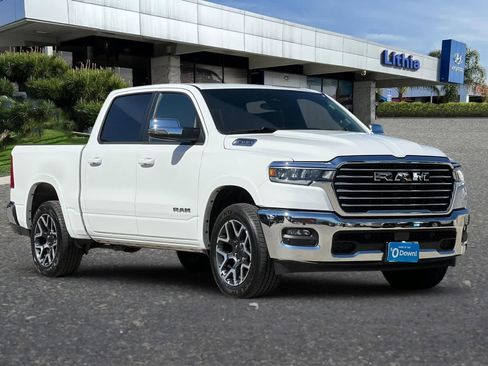 Used 2026 RAM 1500 Laramie AWD/4WD image 10