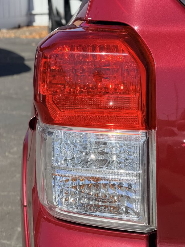 Used 2012 Toyota 4Runner SR5 w/ Convenience Pkg AWD/4WD image 10