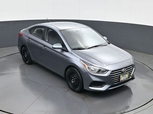 Used 2019 Hyundai Accent SE image 15