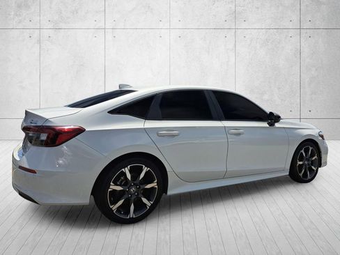 Used 2025 Honda Civic Sport image 3