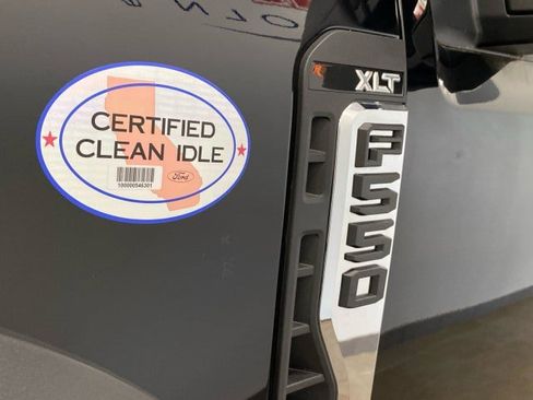 New 2025 Ford F550 4x4 SuperCab Super Duty w/ XLT Value Package image 8