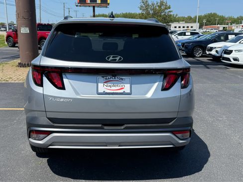 Used 2025 Hyundai Tucson SEL FWD image 6