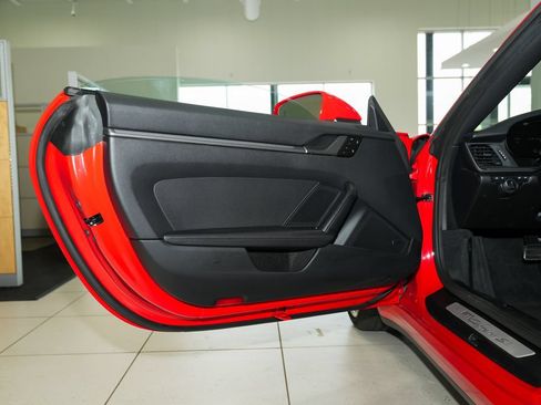 Used 2024 Porsche 911 Carrera S RWD image 40