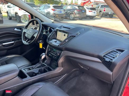 Used 2018 Ford Escape SEL FWD image 25