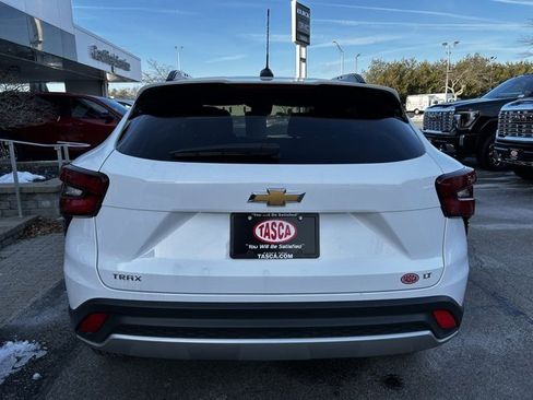Used 2024 Chevrolet Trax LT image 5