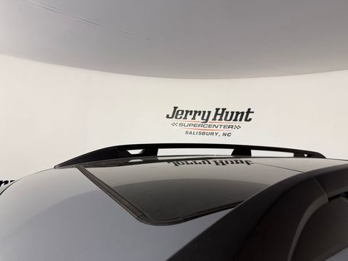 Used 2023 Subaru Ascent Touring image 5