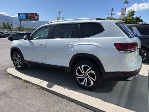 Used 2023 Volkswagen Atlas SEL AWD/4WD image 3