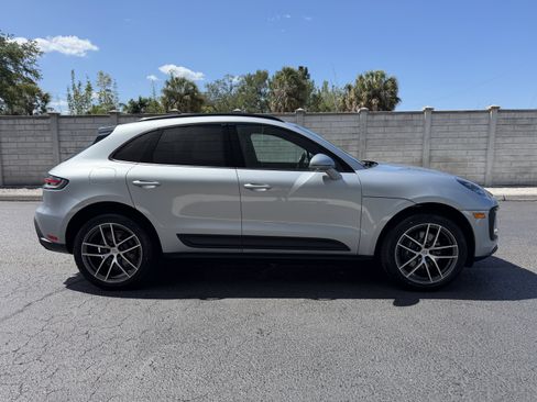 New 2026 Porsche Macan AWD/4WD image 6