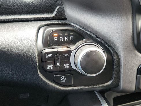 Certified 2022 RAM 1500 Big Horn image 16