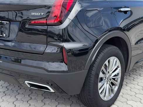 Used 2024 Cadillac XT4 Premium Luxury FWD image 15