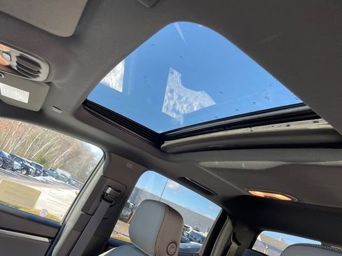 Used 2024 Chevrolet Colorado ZR2 w/ ZR2 Convenience Package III image 40