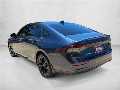 Used 2025 Honda Accord SE image 8