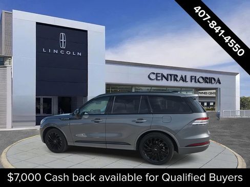 New 2025 Lincoln Aviator Reserve w/ Luxury Package image 7