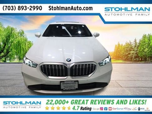 Used 2024 BMW 530i xDrive w/ Premium Package image 9