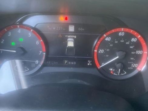 Used 2023 Nissan Frontier PRO-4X w/ Pro Convenience Package AWD/4WD image 8