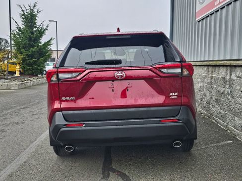 New 2025 Toyota RAV4 XLE image 4