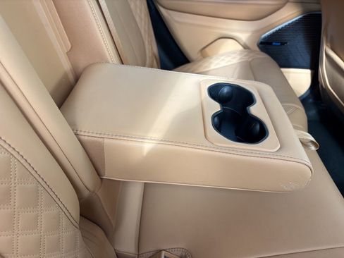 Used 2022 Jeep Grand Cherokee Summit image 20