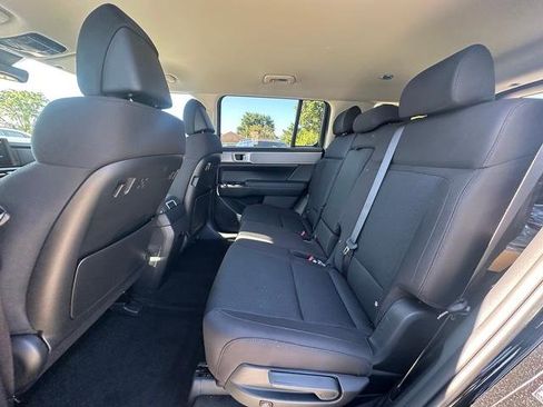 New 2026 Hyundai Santa Fe SE image 10