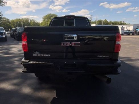 Certified 2018 GMC Sierra 3500 Denali w/ Duramax Plus Package image 8