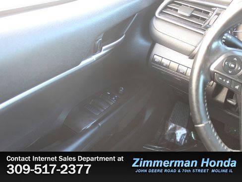 Used 2021 Toyota Camry SE w/ Convenience Package image 13