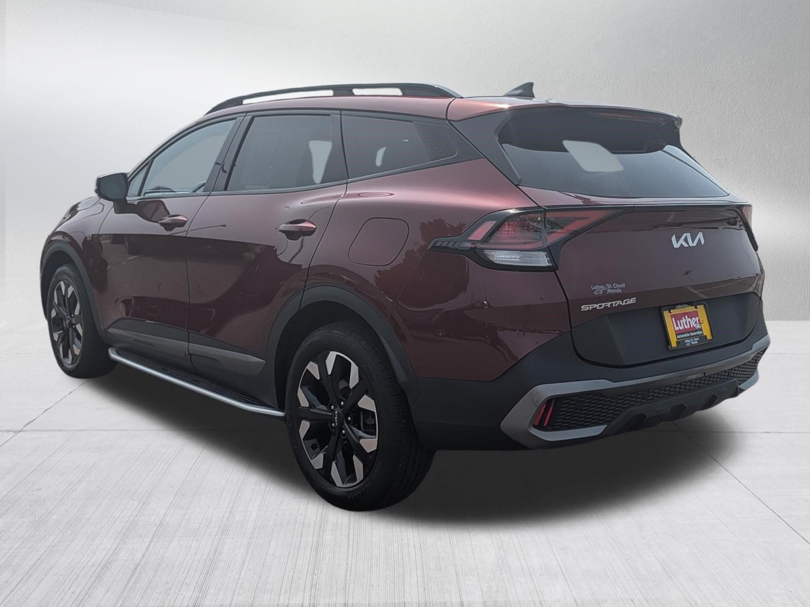 Used 2023 Kia Sportage X-Line w/ X-Line Premium Package AWD/4WD image 5