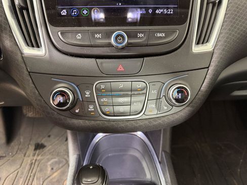 Used 2019 Chevrolet Malibu LT image 22