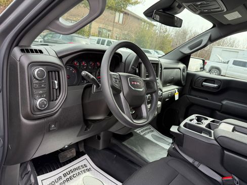 New 2026 GMC Sierra 1500 Pro image 13