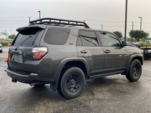 Used 2022 Toyota 4Runner SR5 image 4