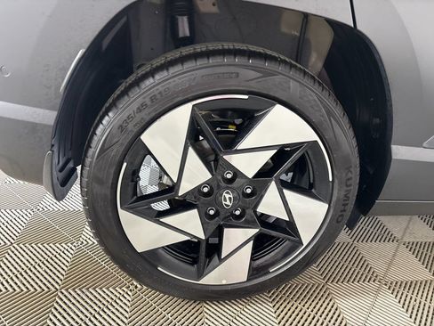 Used 2026 Hyundai Kona Limited FWD image 28