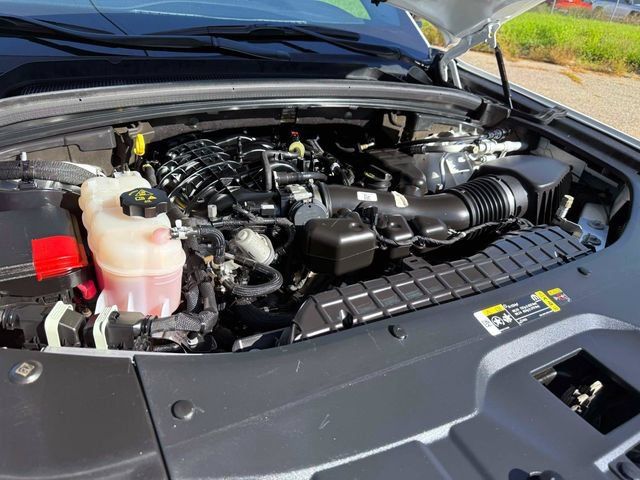 Used 2023 Jeep Grand Cherokee L Laredo w/ Luxury Tech Group I AWD/4WD image 21