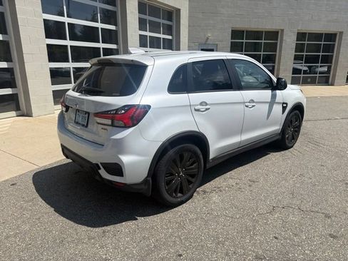 Used 2022 Mitsubishi Outlander Sport LE AWD/4WD image 2