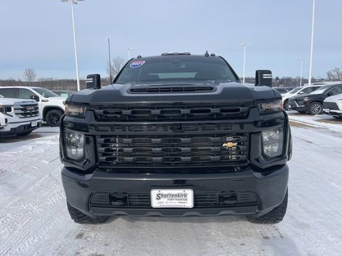 Used 2021 Chevrolet Silverado 2500 Custom w/ Custom Value Package image 11