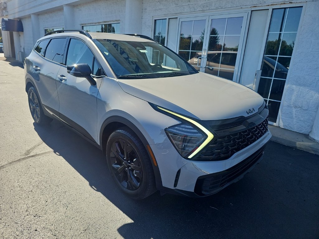 Used 2025 Kia Sportage X-Line AWD/4WD image 2