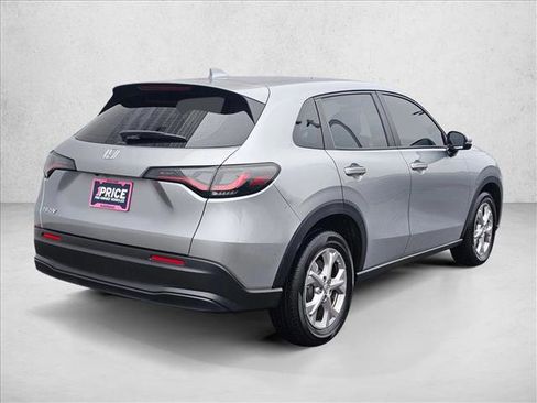 Used 2025 Honda HR-V LX image 5