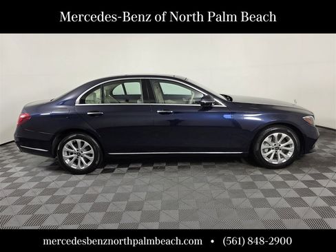 Used 2020 Mercedes-Benz E 350 4MATIC Sedan image 7
