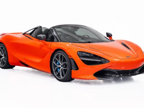 Used 2019 McLaren 720S Performance RWD image 3