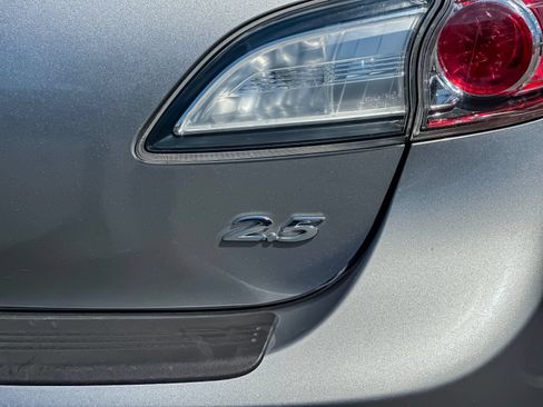 Used 2011 MAZDA MAZDA3 s Sport FWD image 24